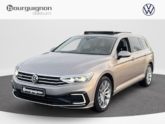 Volkswagen Passat Variant - 1.4 TSI PHEV GTE Business | WORDT VERWACHT | Pano | Trekhaak | UNIEK |