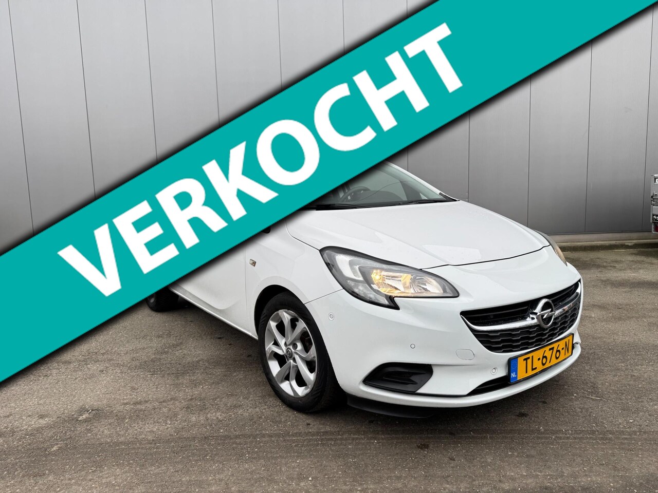 Opel Corsa - 1.3 CDTI Online Edition navi clima - AutoWereld.nl