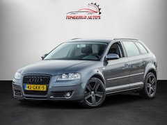 Audi A3 Sportback - 1.6 Attraction Business Edition Cruise 5 drs 17ich Clima