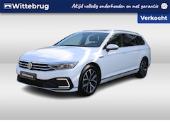 Volkswagen Passat Variant - 1.4 TSI 218pk PHEV GTE Business / Panorama dak / LED Matrix / Trekhaak Elek. / Leder-Alcan