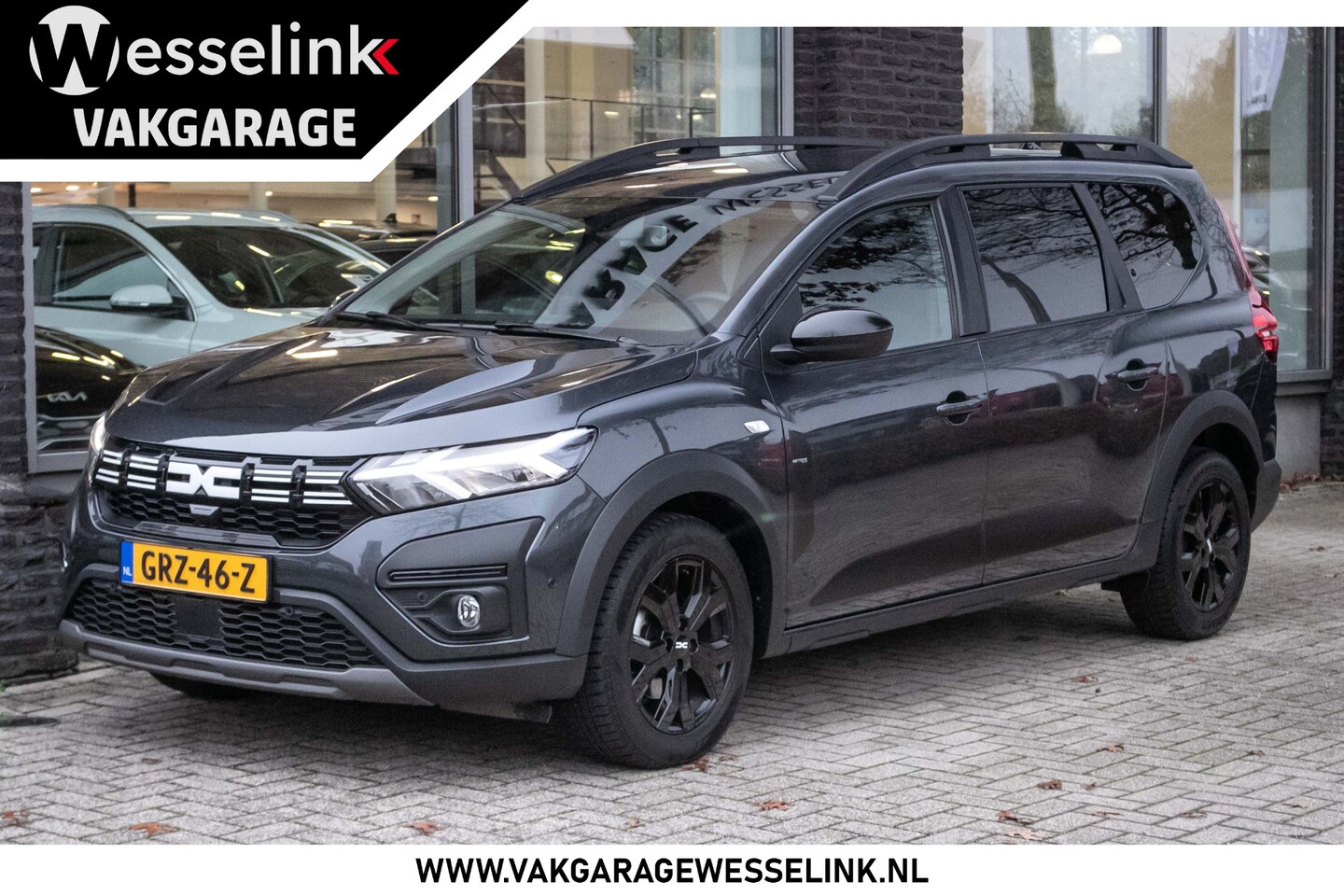 Dacia Jogger - 1.0 TCe 110 Extreme 7p. - All-in rijklrprs | 7 persoons uitv. | Navi | Camera - AutoWereld.nl