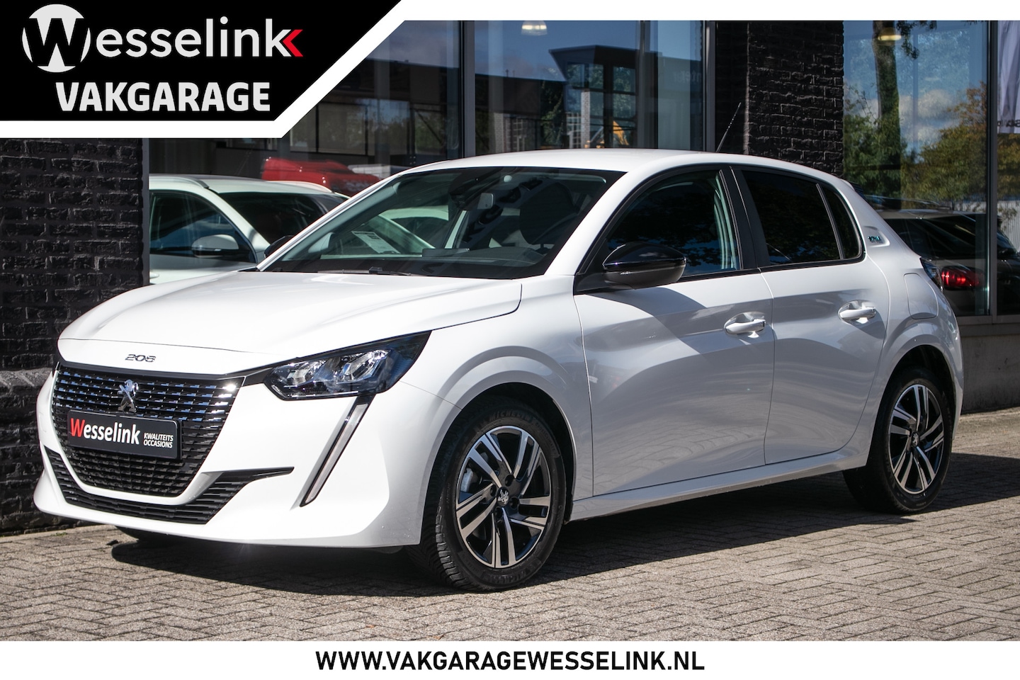 Peugeot 208 - 1.2 PureTech 100 Style - All-in rijklrprs | Apple cp/Android auto - AutoWereld.nl