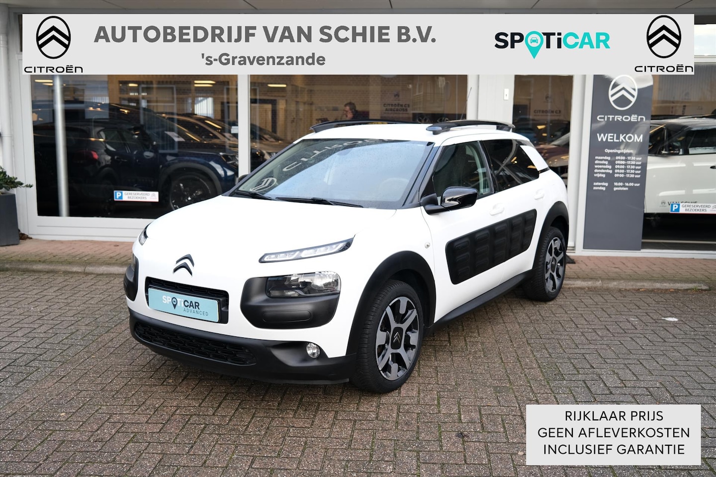 Citroën C4 Cactus - PT 82 Business 17" Cross lmv | Navigatie | Parkeersensoren - AutoWereld.nl