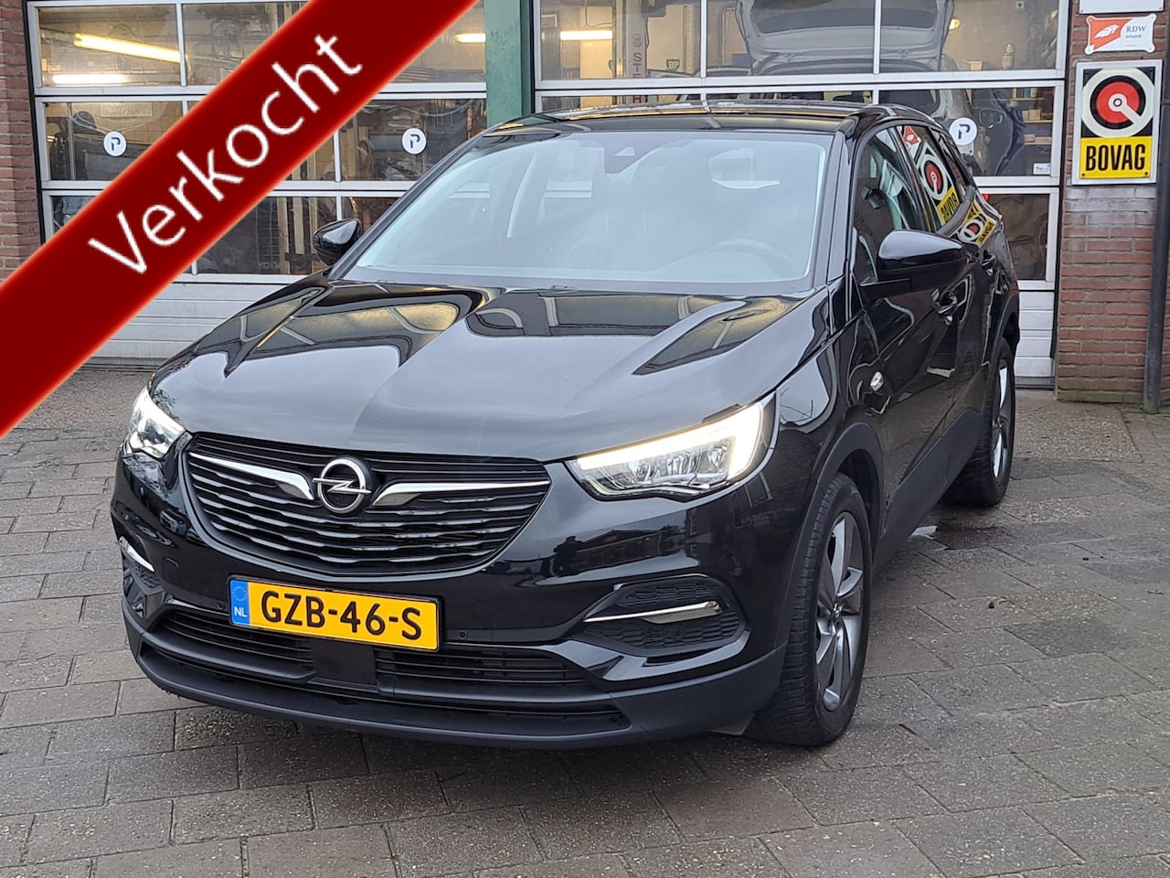 Opel Grandland X - 1.6 Turbo Hybrid Business Edition Navi - AutoWereld.nl