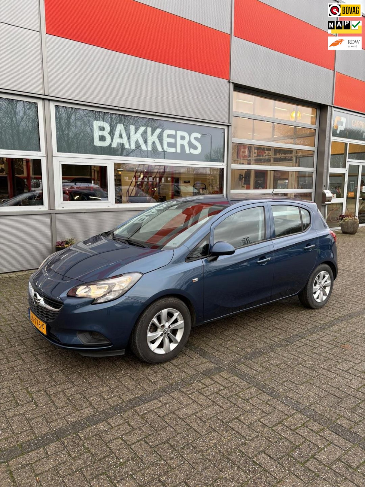 Opel Corsa - 1.4 Color Edition 1.4 Color Edition - AutoWereld.nl