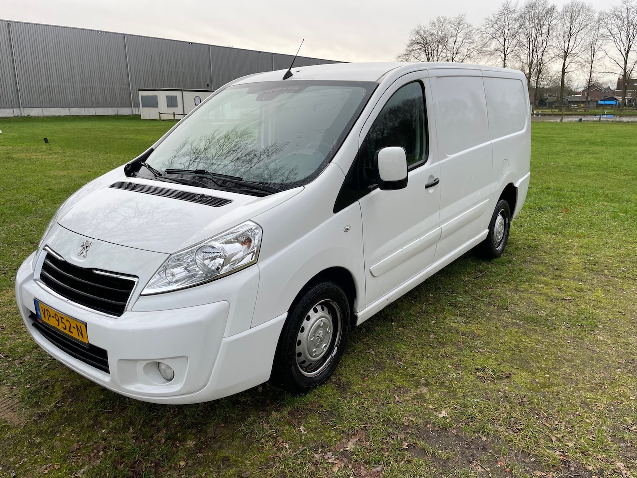 Peugeot Expert - 229 2.0 HDI L2H1 Navteq 2 Airco Cruise - AutoWereld.nl