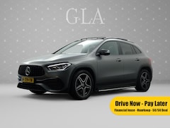 Mercedes-Benz GLA-Klasse - 200 AMG Night Edition Aut- Panodak I Leer I Widescreen I Sfeerverlichting I Matt grey