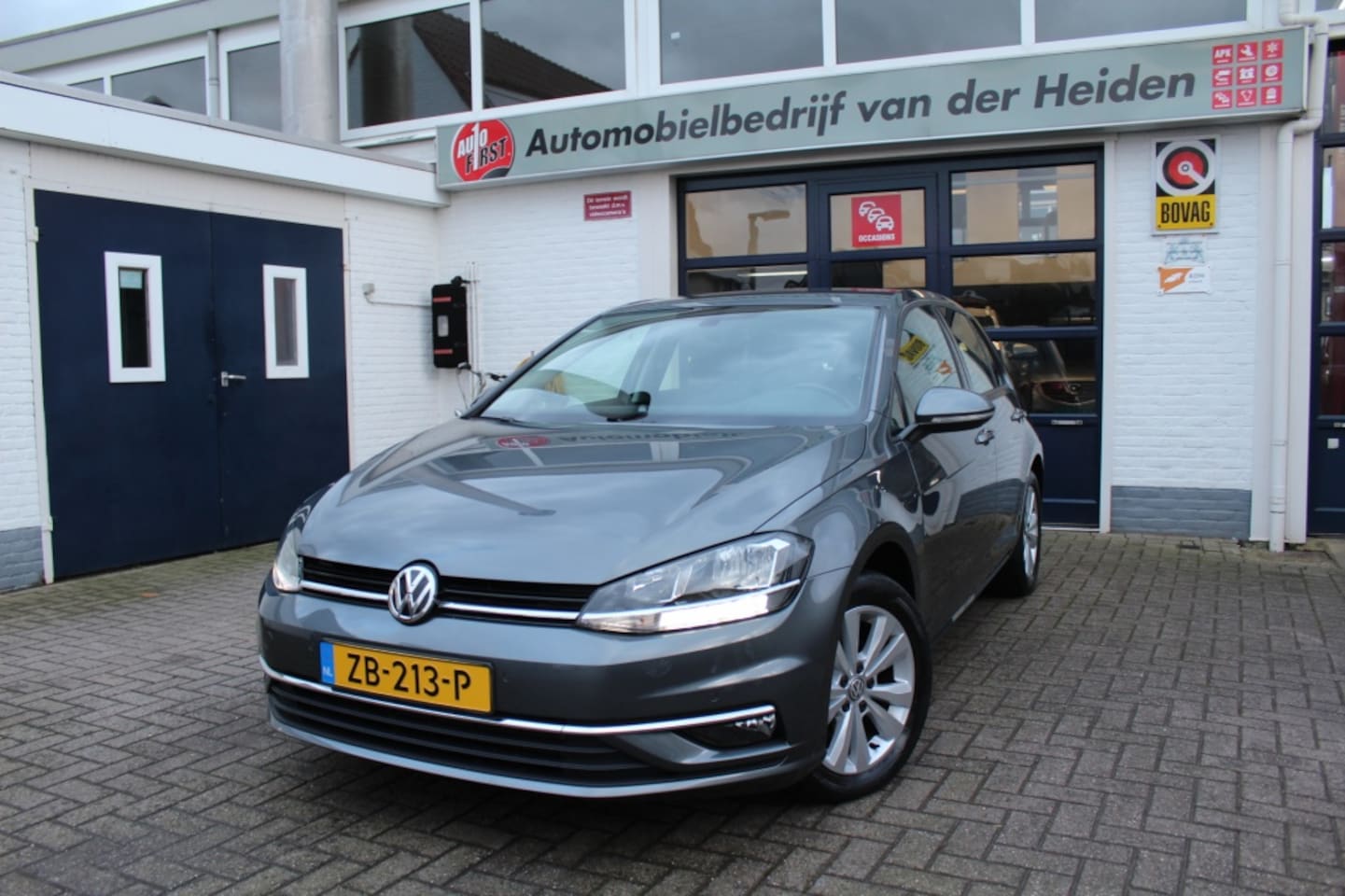 Volkswagen Golf - 1.0 TSI Comfortline Executive-pakket - AutoWereld.nl