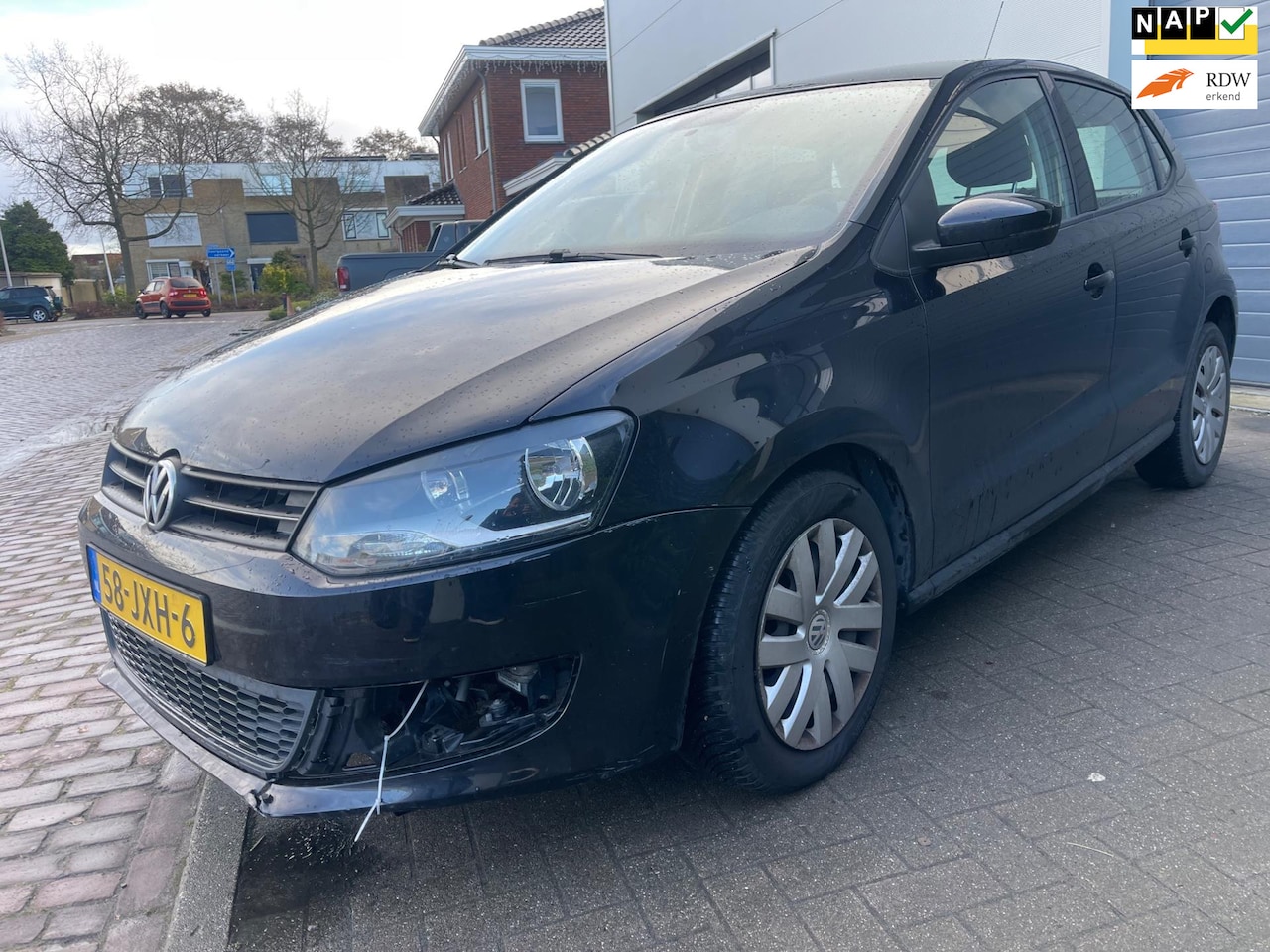 Volkswagen Polo - 1.4-16V Schade/Navi/Camera/Airco/Cruise-c/2e eigenaar - AutoWereld.nl