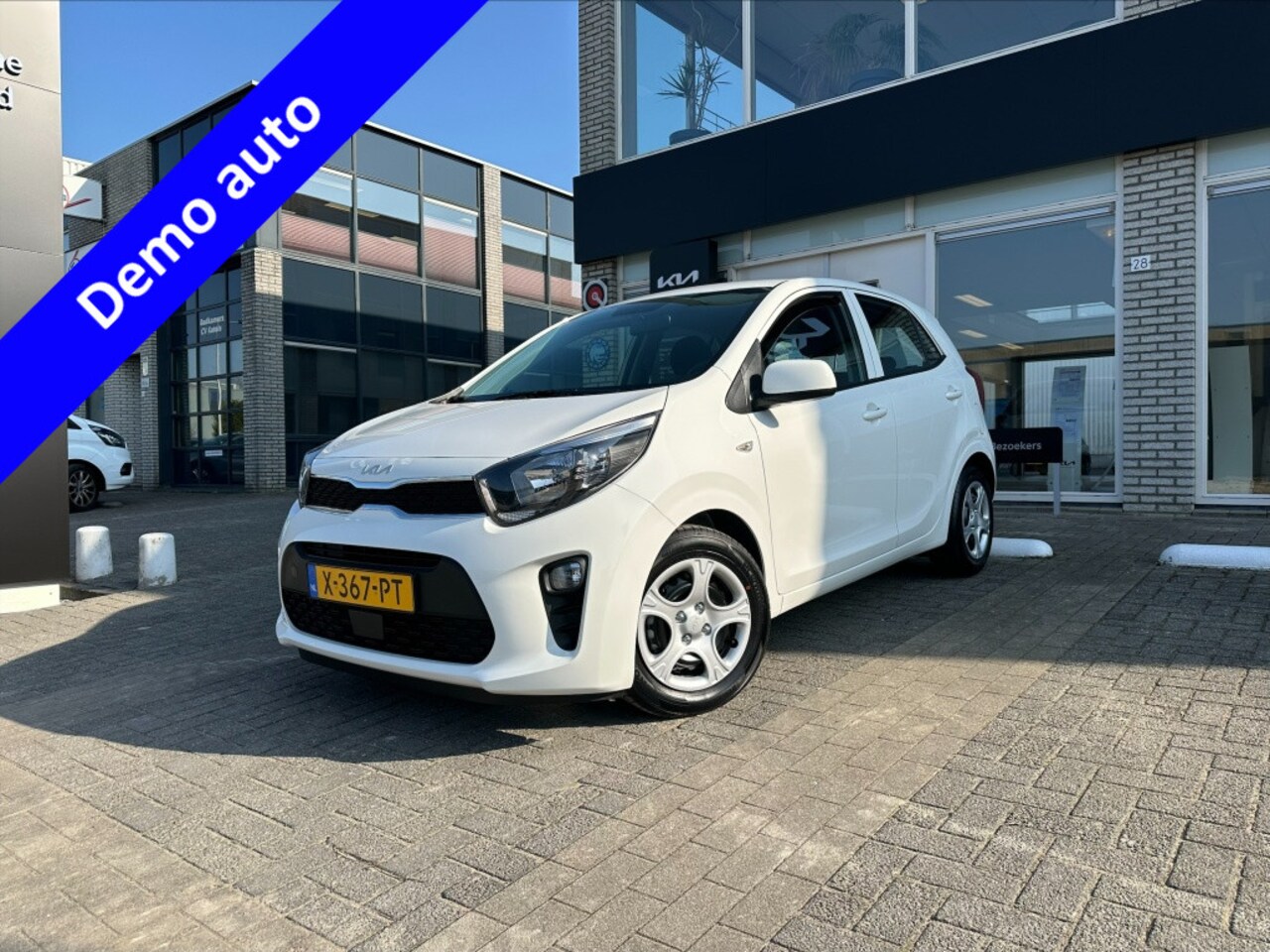 Kia Picanto - 1.0i ComfortLine 5drs. +DEMO AUTO+ - AutoWereld.nl