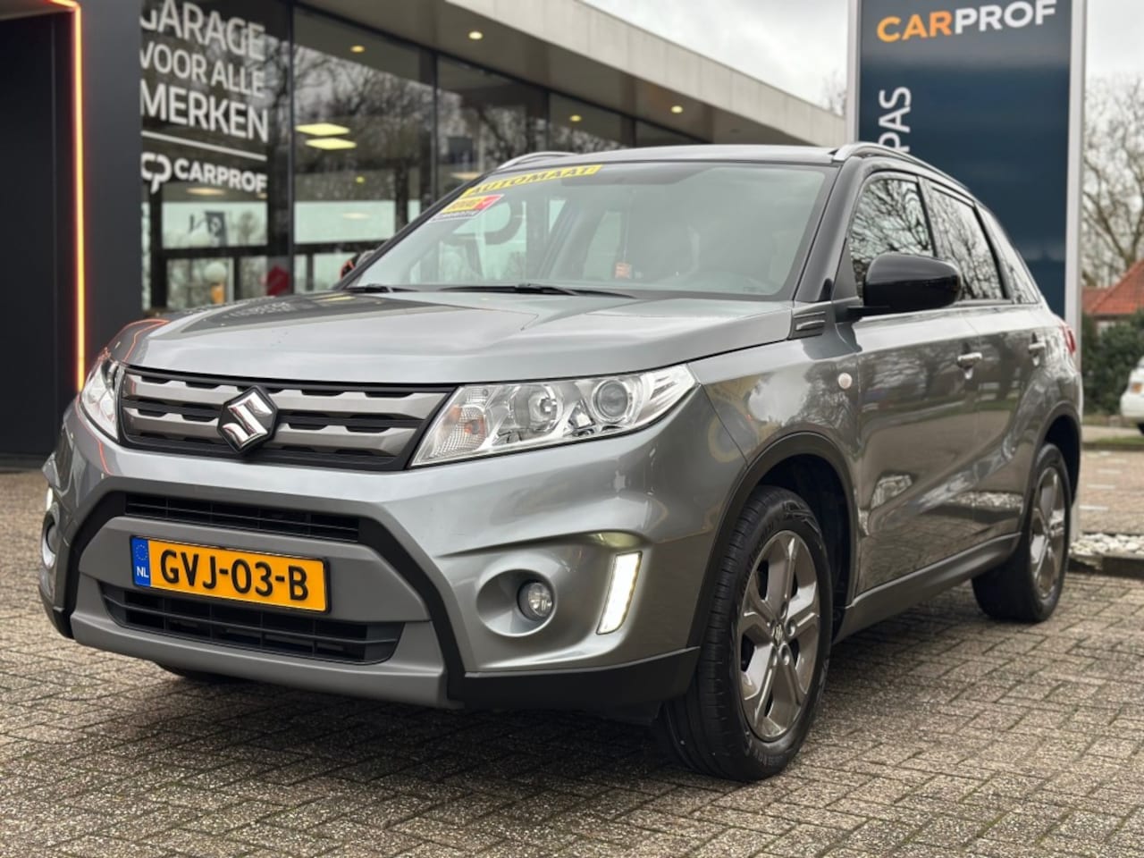 Suzuki Vitara - 1.6 Exclusive Automaat '' Camera - Carplay en Android Auto - Clim - AutoWereld.nl