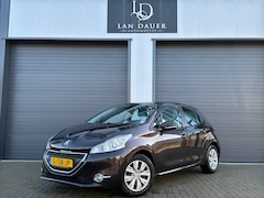 Peugeot 208 - 1.2 VTi Active / Nieuwe APK