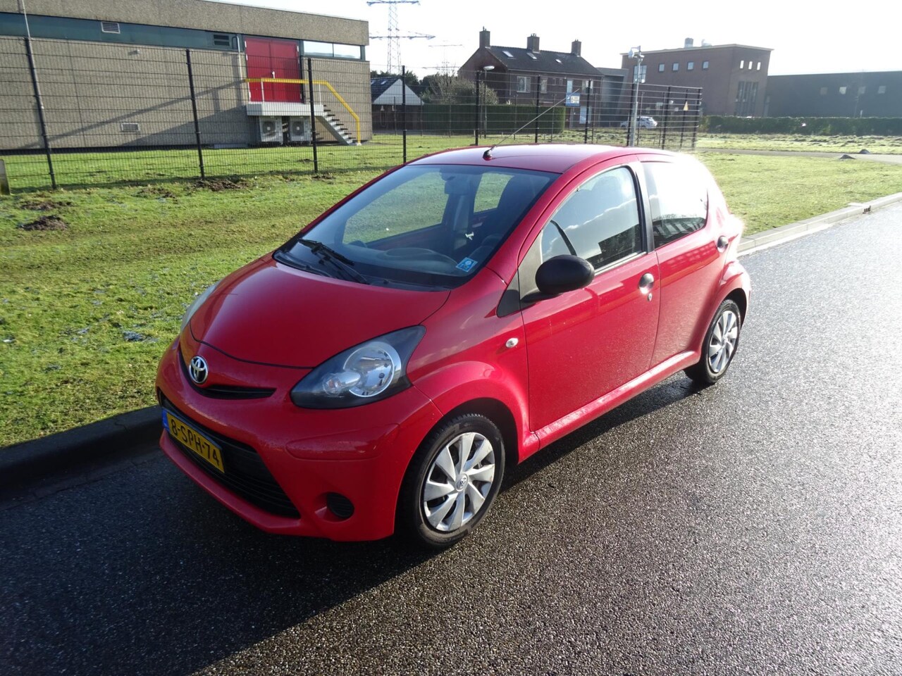 Toyota Aygo - 1.0 VVT-i Now 1.0 VVT-i Now - AutoWereld.nl