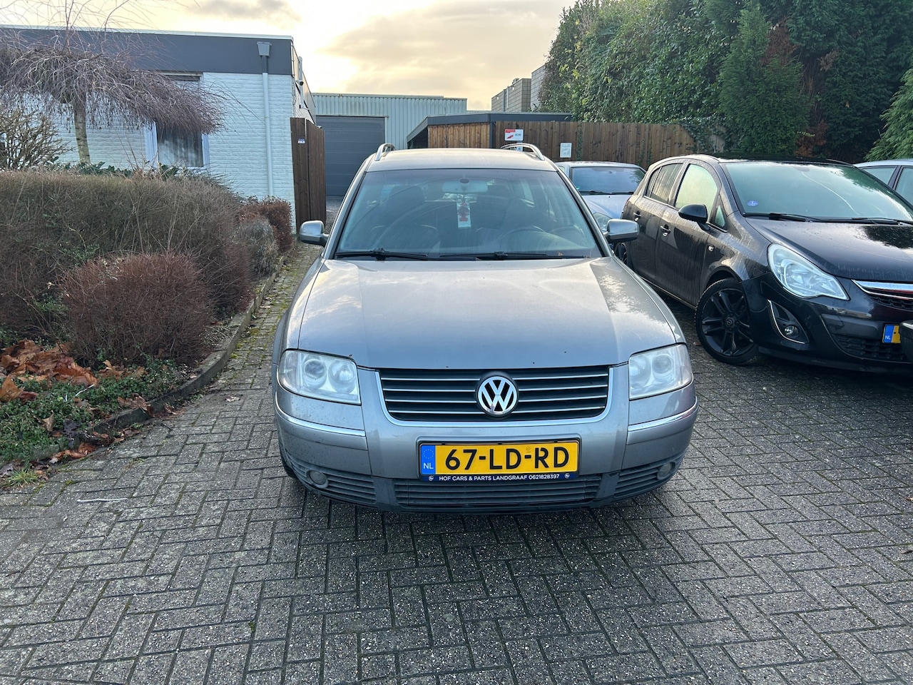 Volkswagen Passat Variant - 2.3 V5 Highline 2.3 V5 Highline - AutoWereld.nl