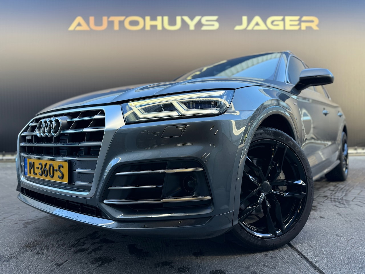 Audi Q5 - 2.0 TFSI Quattro Acc RS Leder Luchtvering - AutoWereld.nl