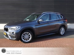 BMW X1 - sDrive20i Centennial High Executive | Clima | Cruise | Navi | Leder | Stoelverwarming | Pa