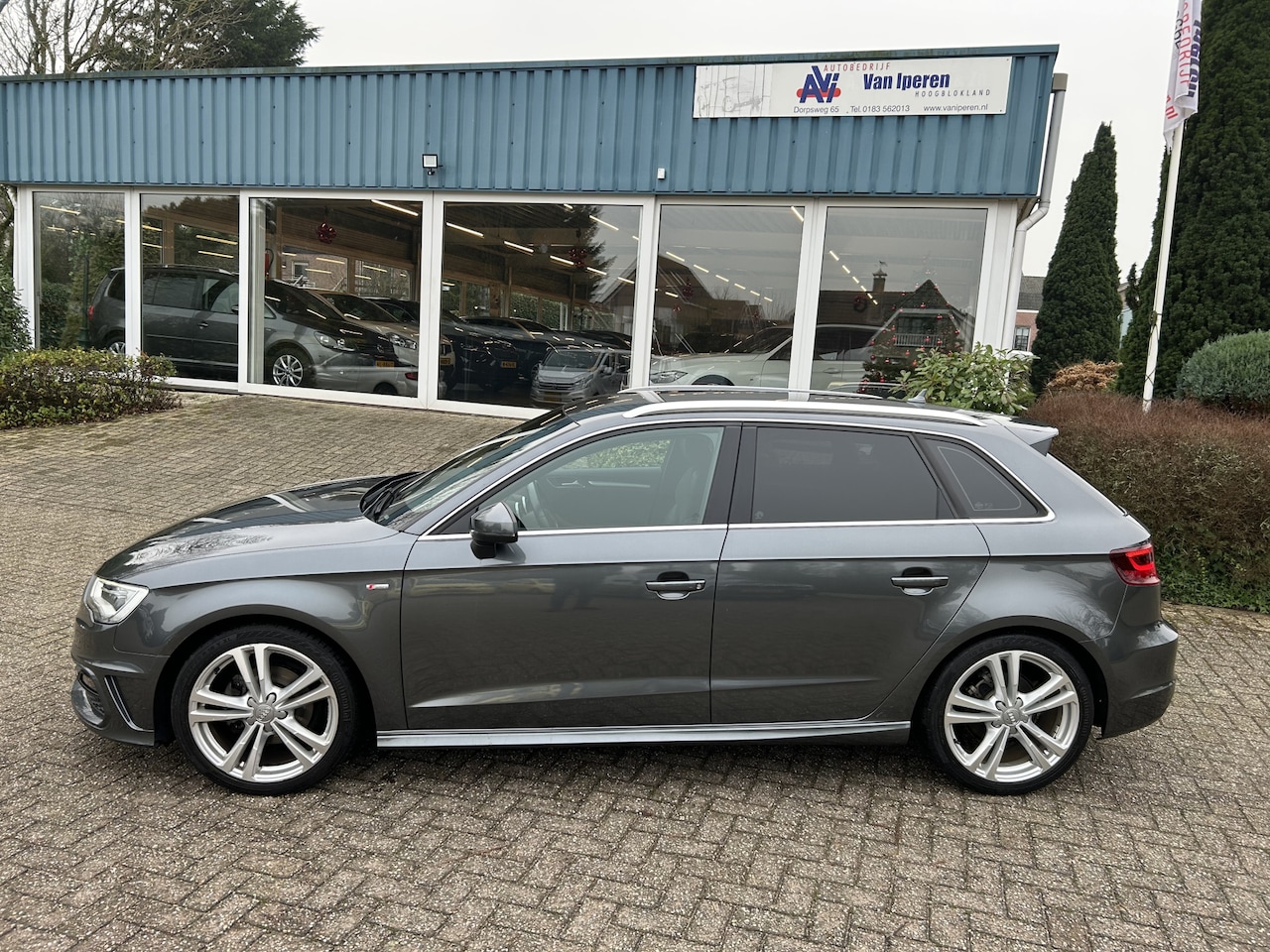 Audi A3 Sportback - 1.2 TFSI Adrenalin S-Line Automaat - AutoWereld.nl