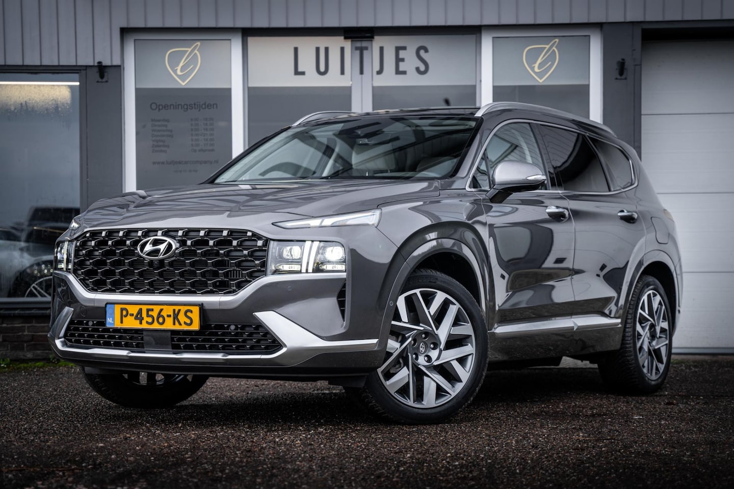 Hyundai Santa Fe - 1.6 T-GDI PHEV Premium Plus Sky 7pers I Full-option I NL-auto I 1e-eig. I Dealer-OH I NAP - AutoWereld.nl