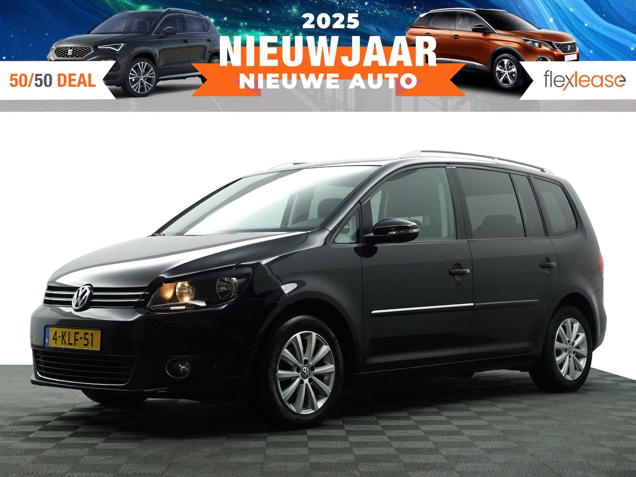 Volkswagen Touran - 1.2 TSI Highline BlueMotion- Park Assist, Navi, Alcantara Interieur, Trekhaak, Cruise, Cli - AutoWereld.nl