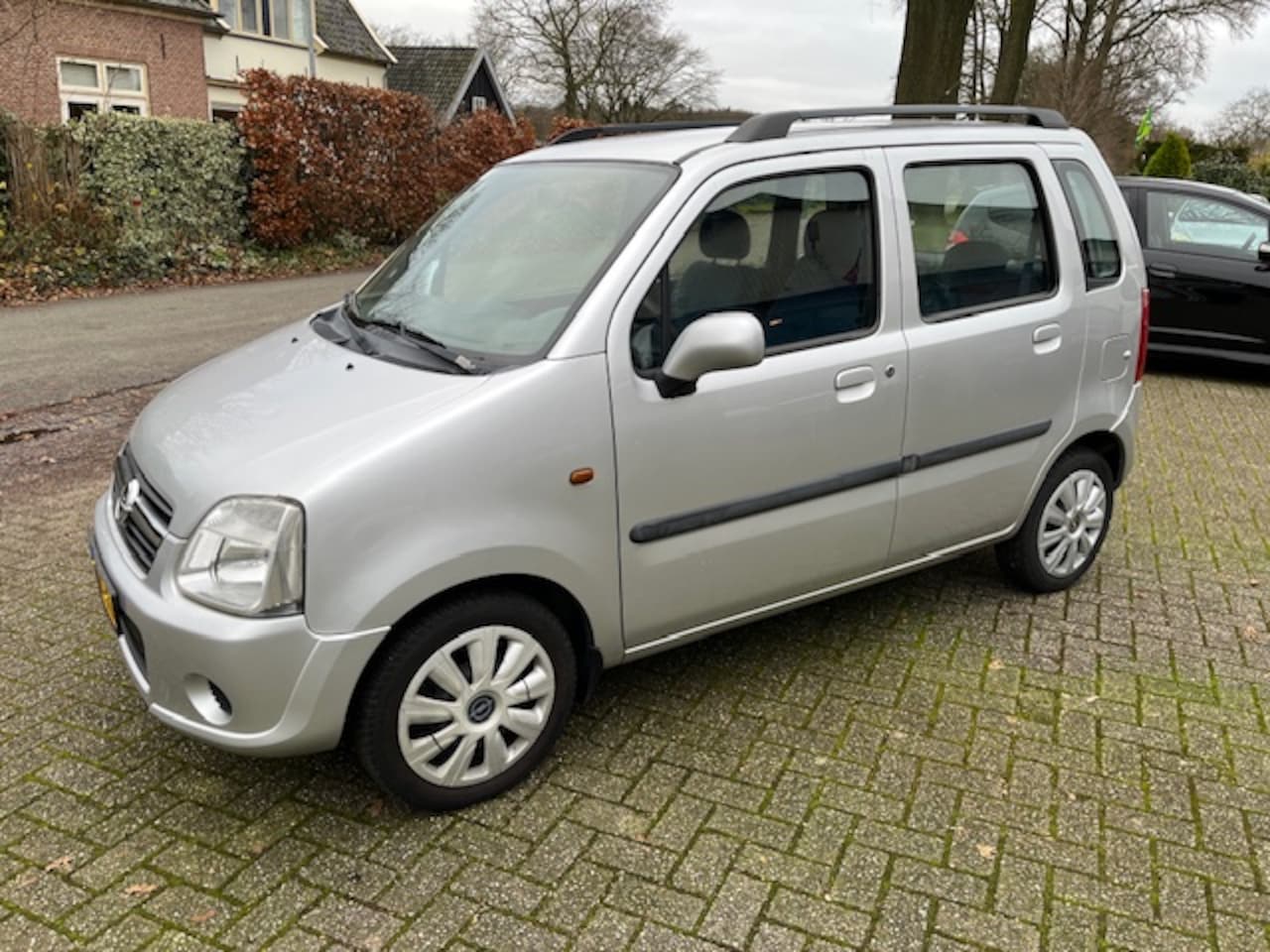 Opel Agila - 1.2 I 16V Essentia - AutoWereld.nl