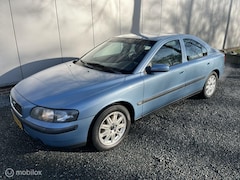 Volvo S60 - 2.4 Edition