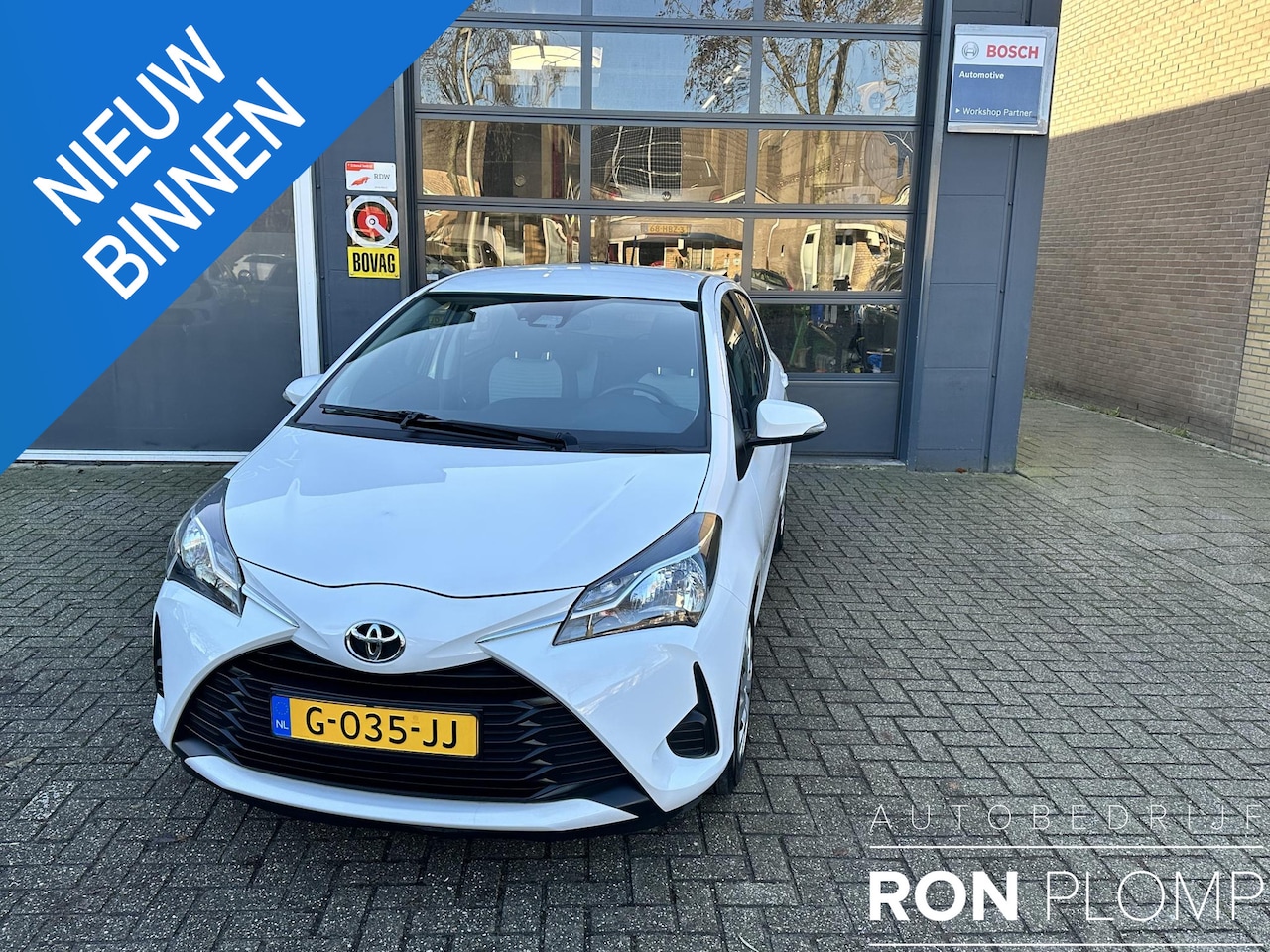 Toyota Yaris - 1.0 VVT-i Comfort / Airco/ Bluetooth/ Elektrische ramen - AutoWereld.nl