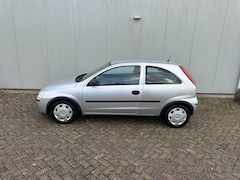 Opel Corsa - 1.2-16V Rhythm