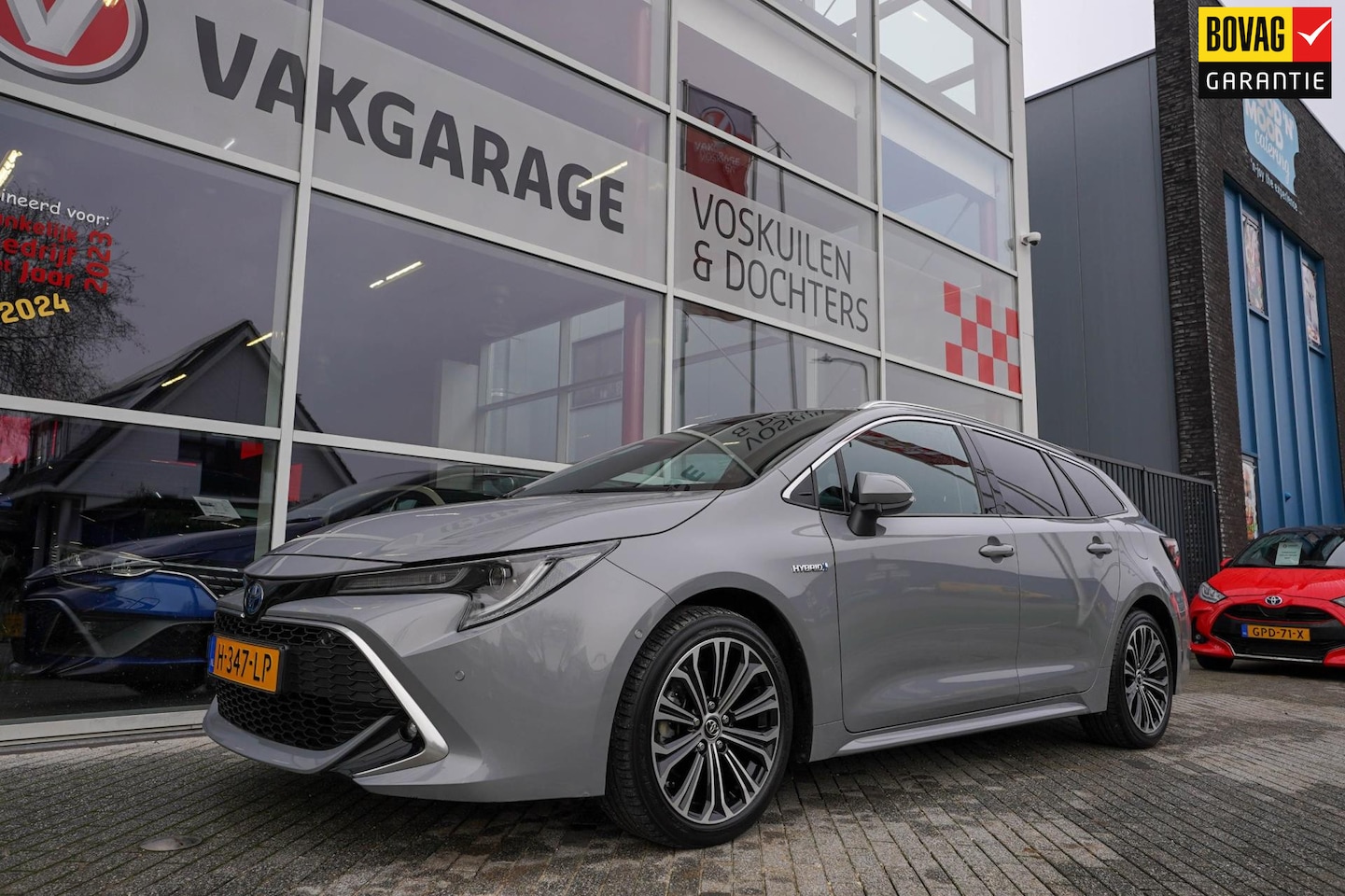 Toyota Corolla Touring Sports - 1.8 Hybrid Executive | Parkpilot | Carplay - AutoWereld.nl