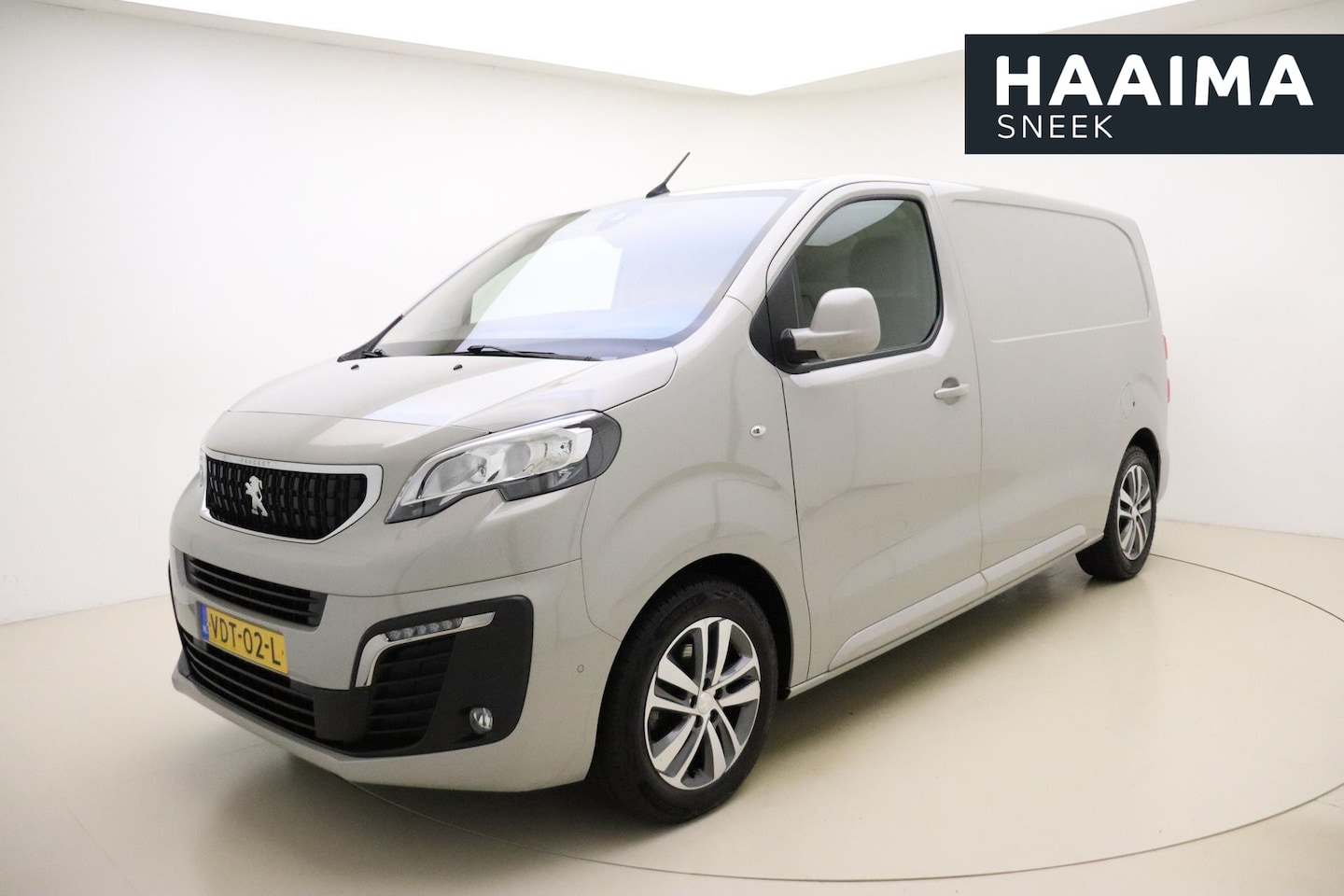 Peugeot Expert - 2.0 BlueHDI 150PK Standard Asphalt - AutoWereld.nl