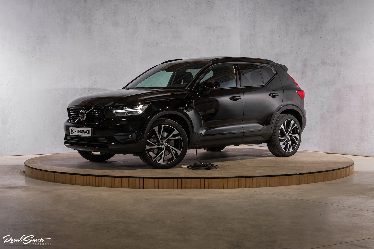 Volvo XC40 - 1.5 T5 Recharge R-Design | Adaptieve cruise | Apple carplay | Panorama dak | Harman Kardon - AutoWereld.nl