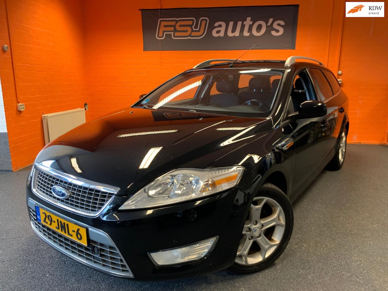 Ford Mondeo Wagon - 2.0-16V FLEXIFUEL / TITANIUM / NAVI!! - AutoWereld.nl