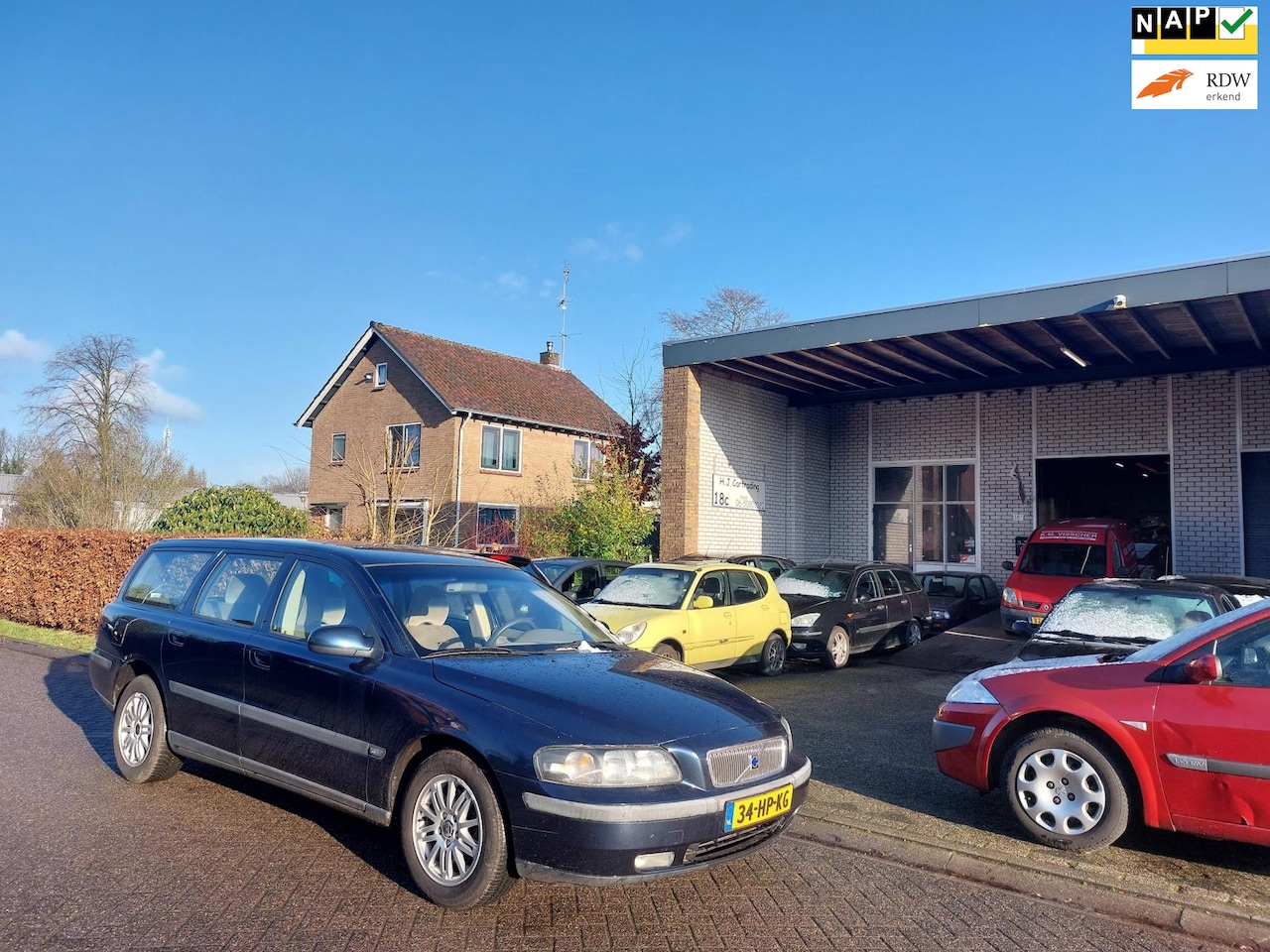 Volvo V70 - 2.4 Comfort Line ** INRUILKOOPJE ** - AutoWereld.nl