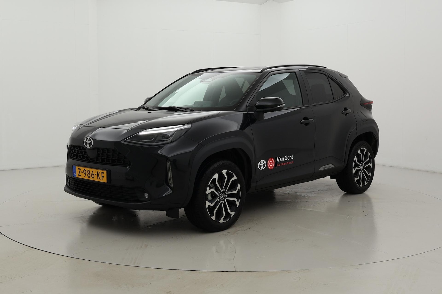 Toyota Yaris Cross - 1.5 Hybrid 115 First Edition | Navigatie - AutoWereld.nl