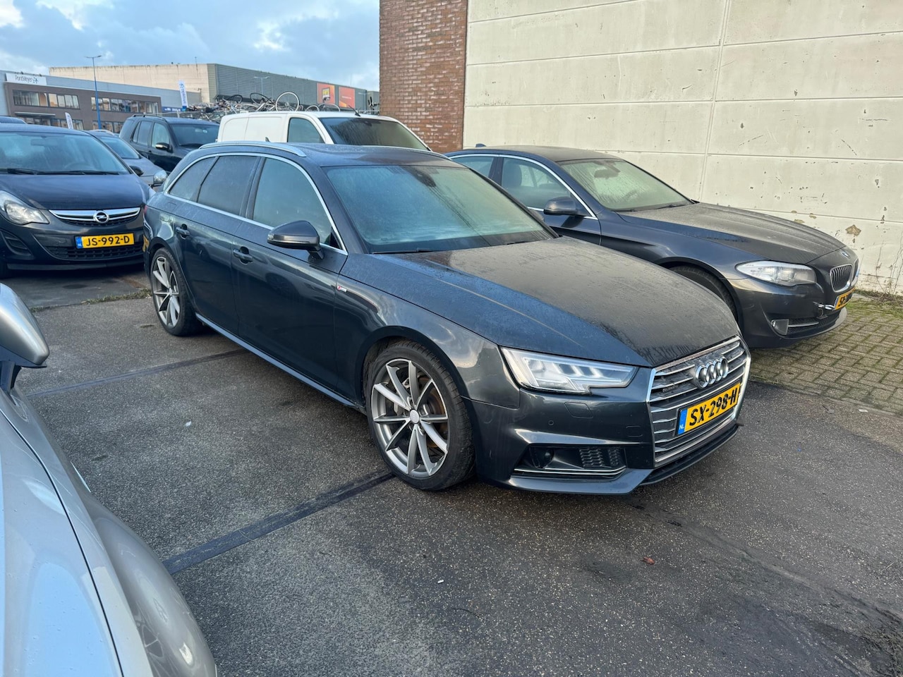 Audi A4 Avant - 3.0 TDI PANO/LED/NAVI - AutoWereld.nl