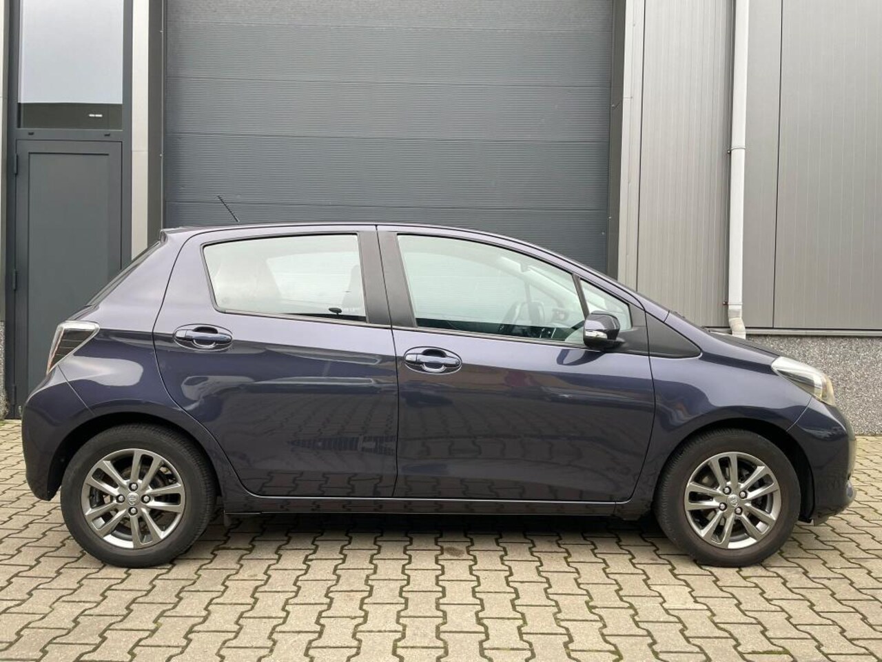 Toyota Yaris - 1.0 VVT-i Aspiration 1.0 VVT-i Aspiration - AutoWereld.nl