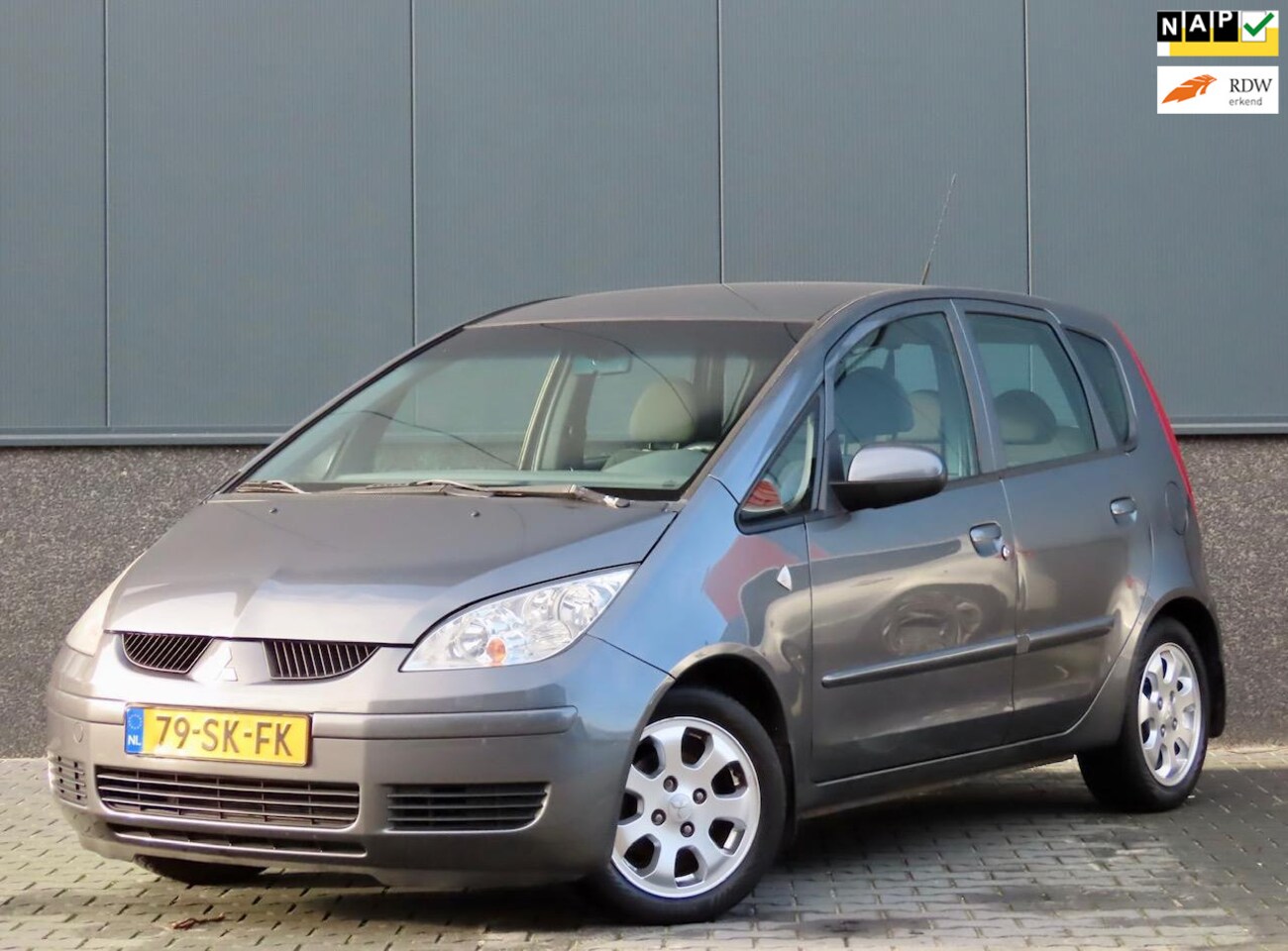 Mitsubishi Colt - 1.3 Invite - AutoWereld.nl