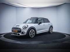 MINI Cooper S - 2.0 PANO/HARMAN KARDON/LED/HEAD UP/JCW PAKKET/NAVI/CARPLAY/LMV 18''