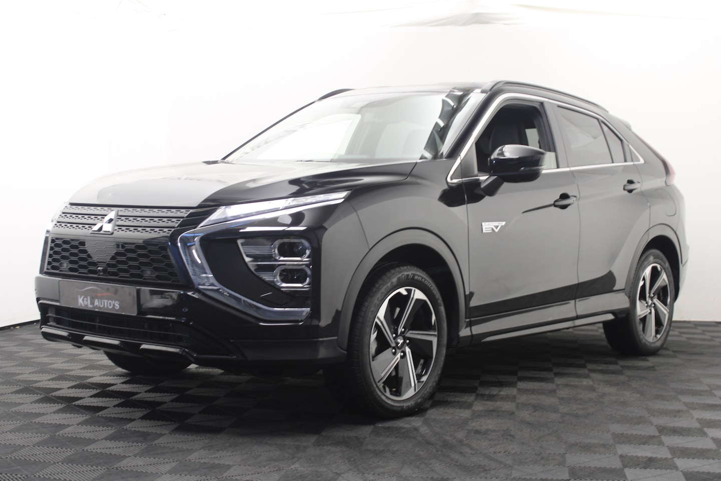 Mitsubishi Eclipse Cross - 2.4 PHEV Intense+ |Navi|Camera|Stoelverwarming voor/achter| - AutoWereld.nl