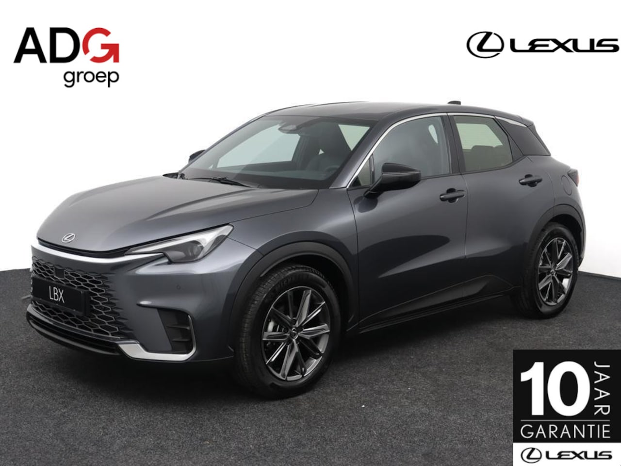 Lexus LBX - Relax 2WD Nappa lederen bekleding | Stoelverwarming | Stuurverwarming | Apple Carplay - AutoWereld.nl