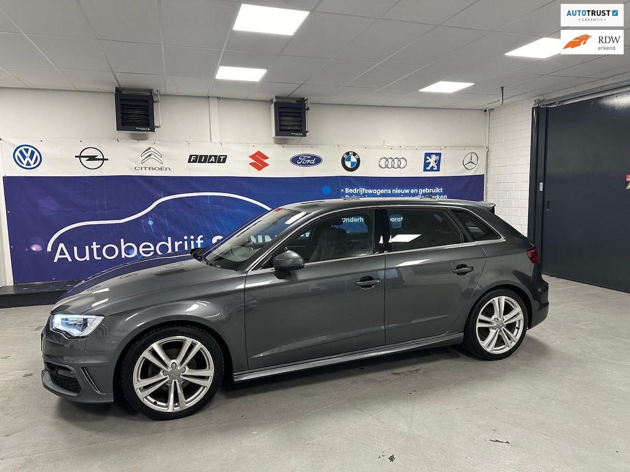 Audi A3 Sportback - 1.2 TFSI Ambition Pro S-Line AUTOMAAT - AutoWereld.nl