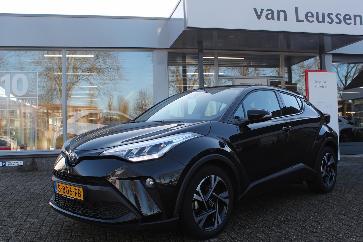 Toyota C-HR - 1.8 Hybrid Dynamic 1.8 Hybrid Dynamic - AutoWereld.nl