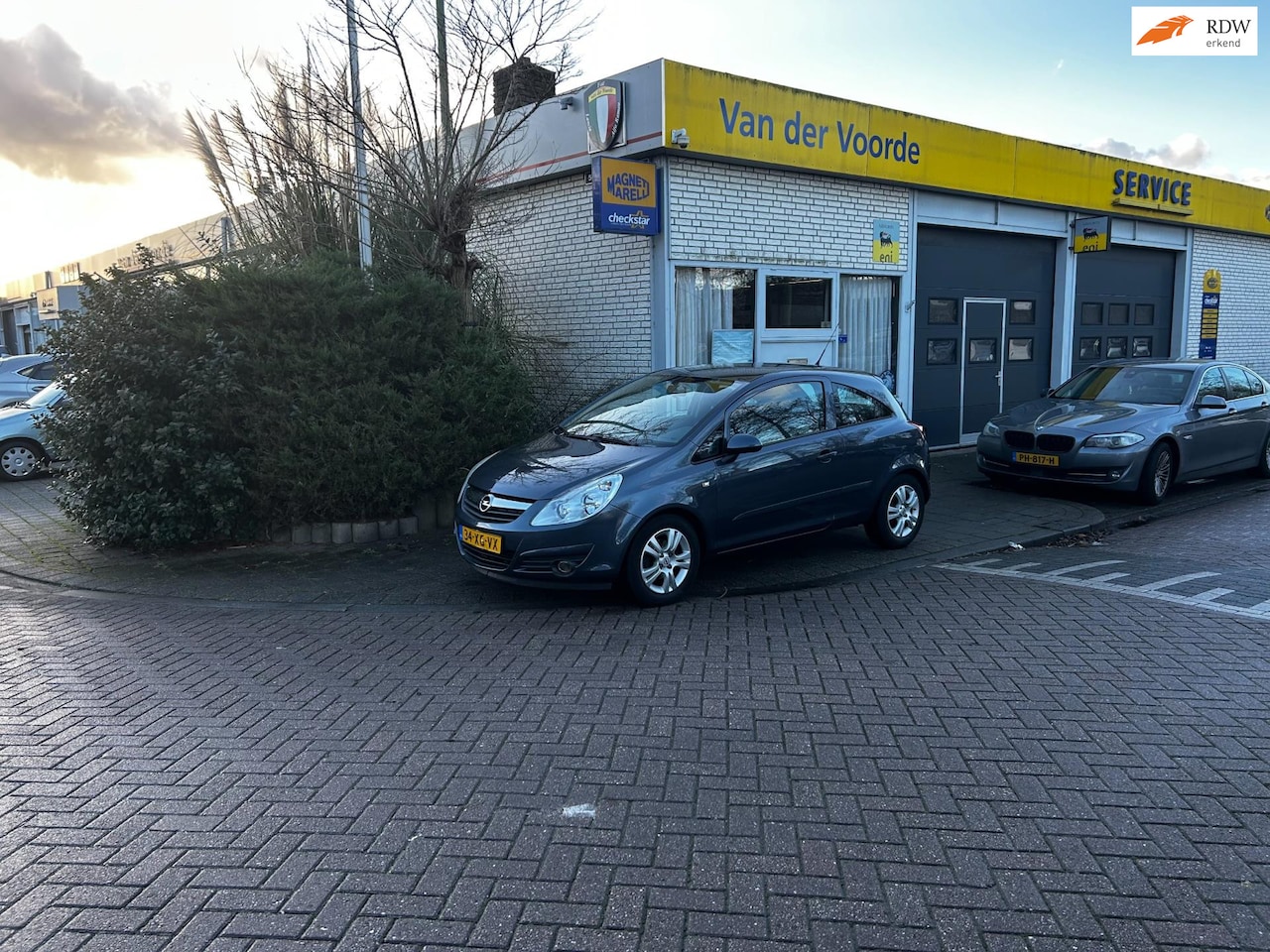 Opel Corsa - 1.4-16V Enjoy 1.4-16V Enjoy - AutoWereld.nl