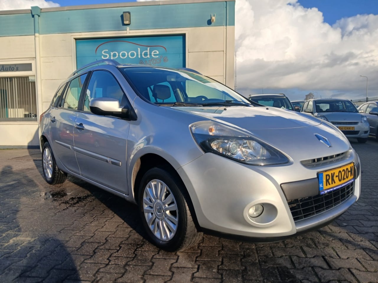 Renault Clio Estate - 1.2 TCE Dynamique/Apk 01-'26/Dealer onderhouden - AutoWereld.nl