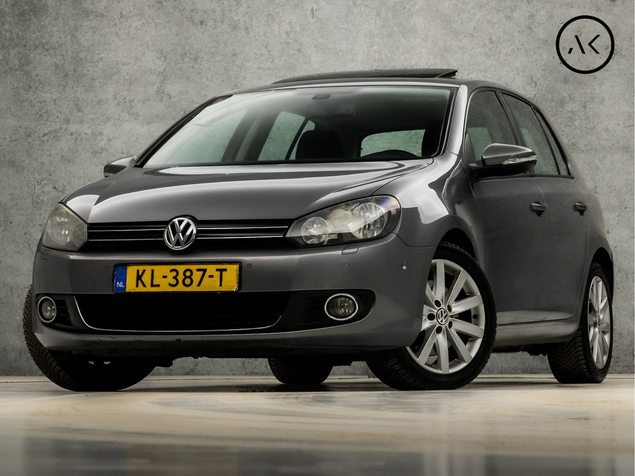 Volkswagen Golf - 1.4 TSI Sportline 161Pk Automaat (YOUNGTIMER, SCHUIFDAK, NAVIGATIE, CLIMATE, STOELVERWARMI - AutoWereld.nl