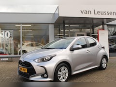 Toyota Yaris - 1.5 HYBRID DYNAMIC STOELVERW. PARK.SENSOREN V+A CLIMA DAB PARKCAMERA AD-CRUISE