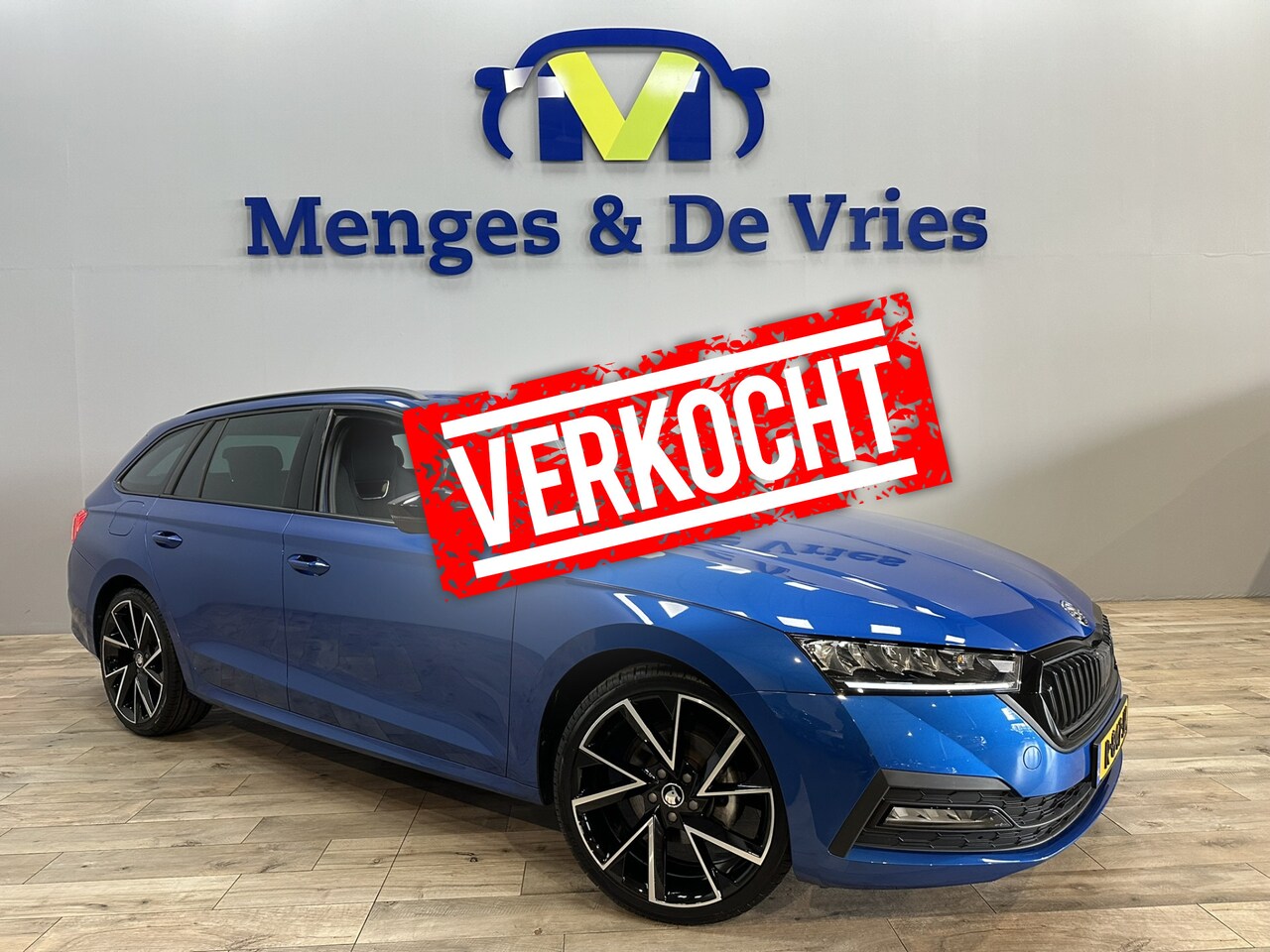 Skoda Octavia Combi - 1.0 e-TSI Sport Business Airco ECC | Virtual | LED | 19" Velgen | Trekhaak | Cruise Contro - AutoWereld.nl