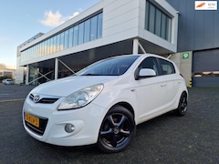 Hyundai i20 - 1.2i DynamicVersion AIRCO 2 X SLEUTELS ELEC.PAKET