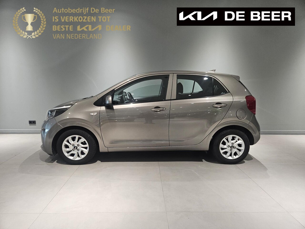 Kia Picanto - 1.0 MPi 67pk 4-zits DynamicLine Navi / Cruise/ BT - AutoWereld.nl