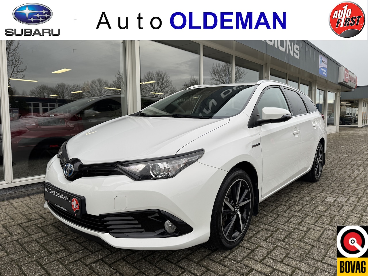 Toyota Auris Touring Sports - 1.8 Hybrid Freestyle Navi Cruise Keyless - AutoWereld.nl