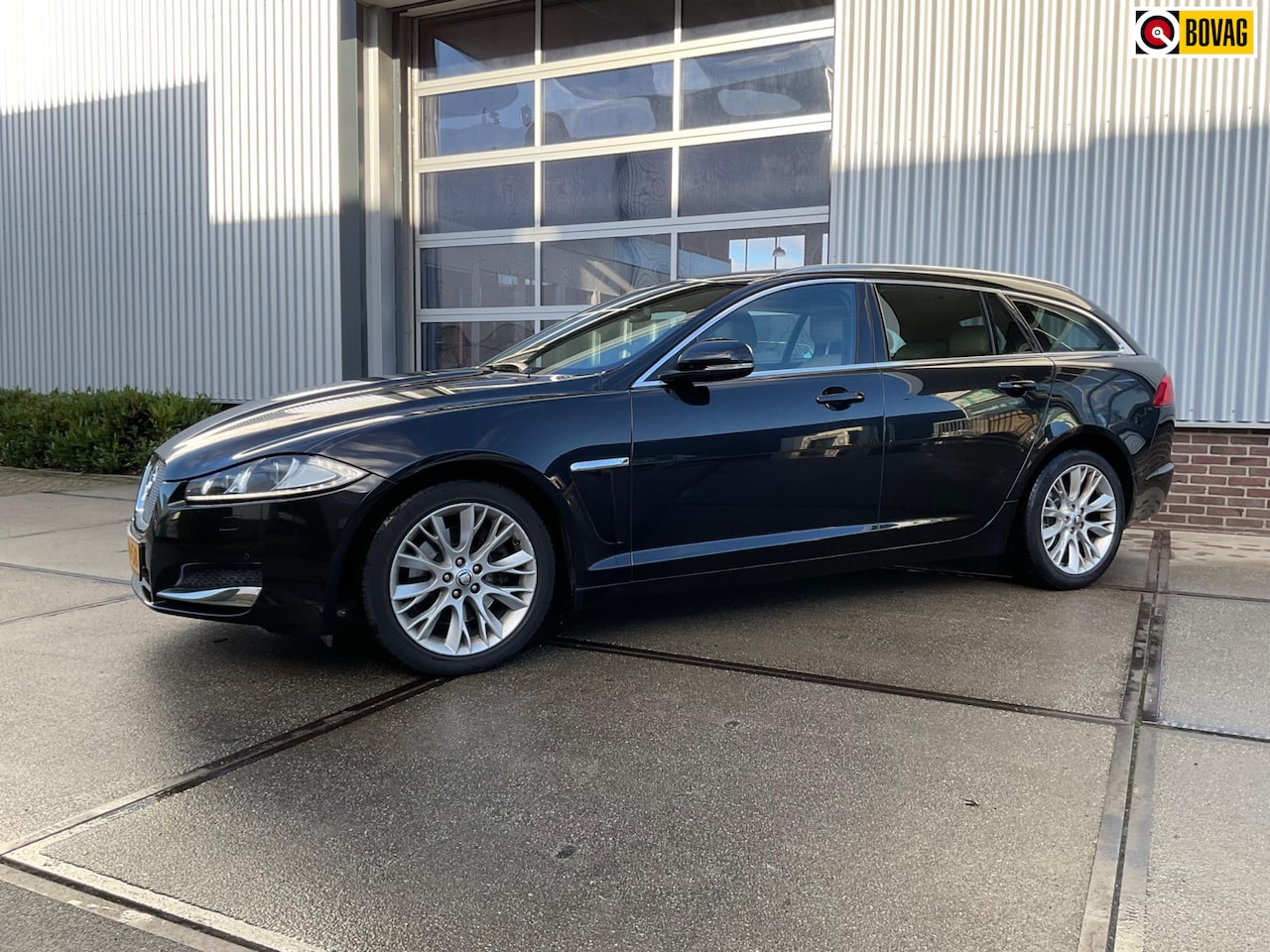 Jaguar XF Sportbrake - 2.2D S Premium Business Edition 2.2D S Premium Business Edition - AutoWereld.nl